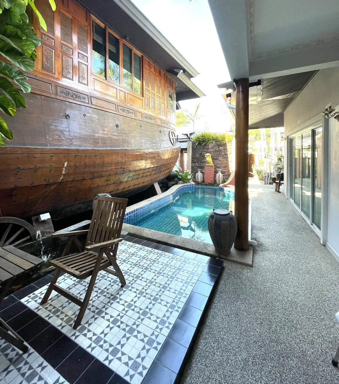 Royal Boat Pool Villa Pattaya photo 2