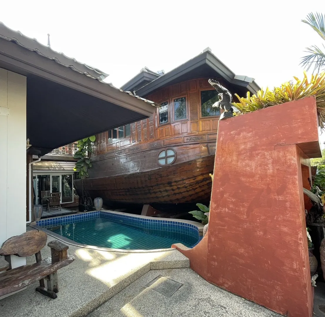 Royal Boat Pool Villa Pattaya photo 4