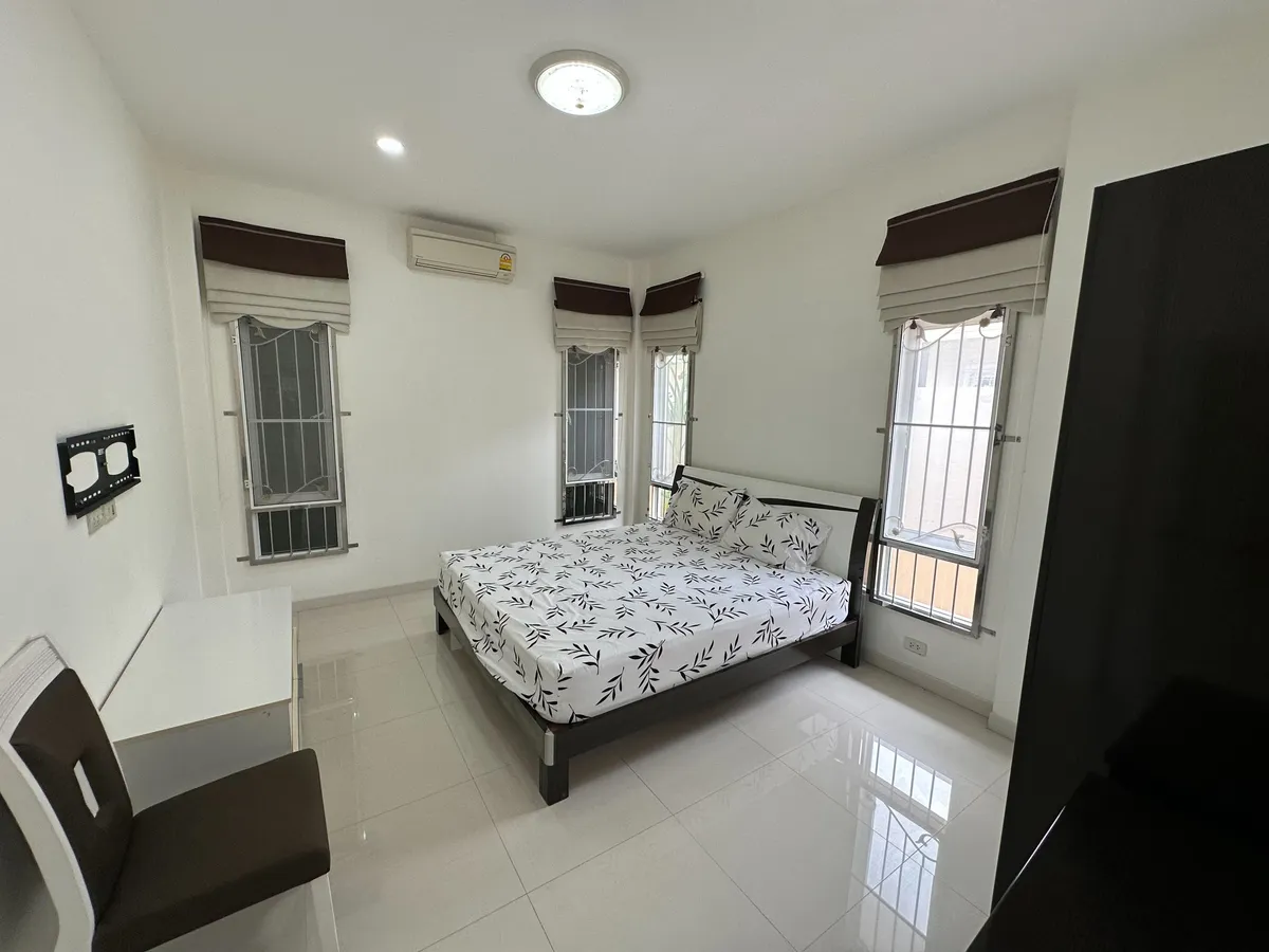 3 Bedroom House For Sale In East Pattaya photo 17
