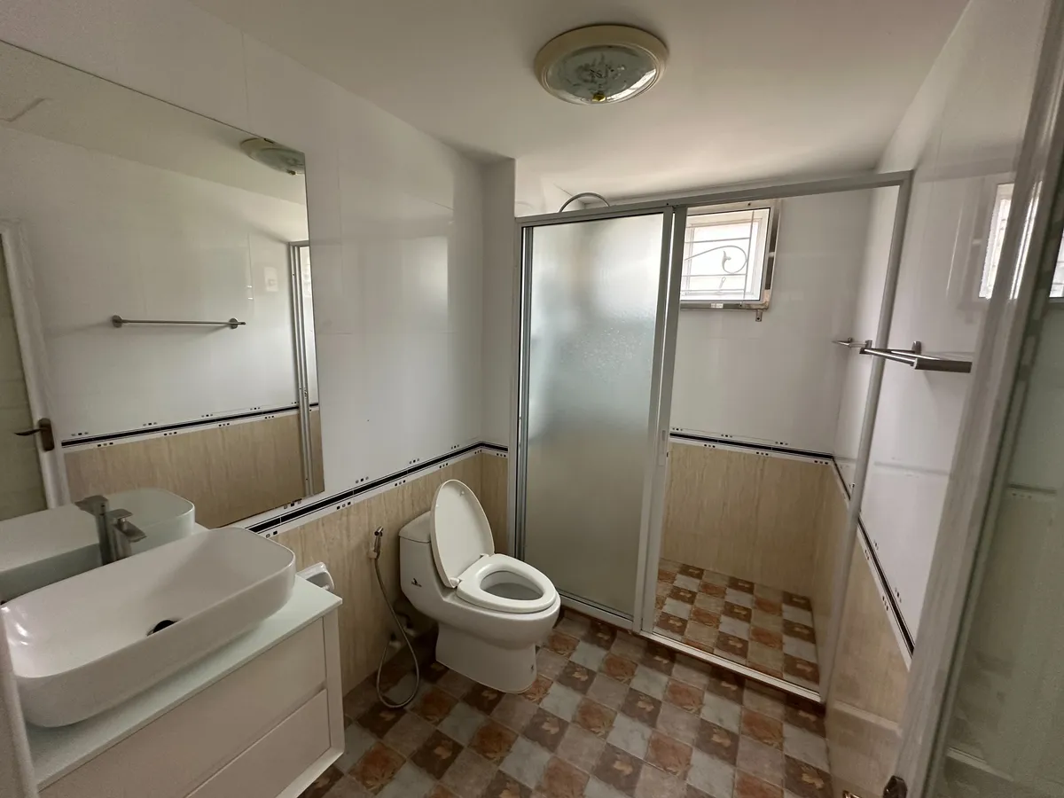 3 Bedroom House For Sale In East Pattaya photo 13