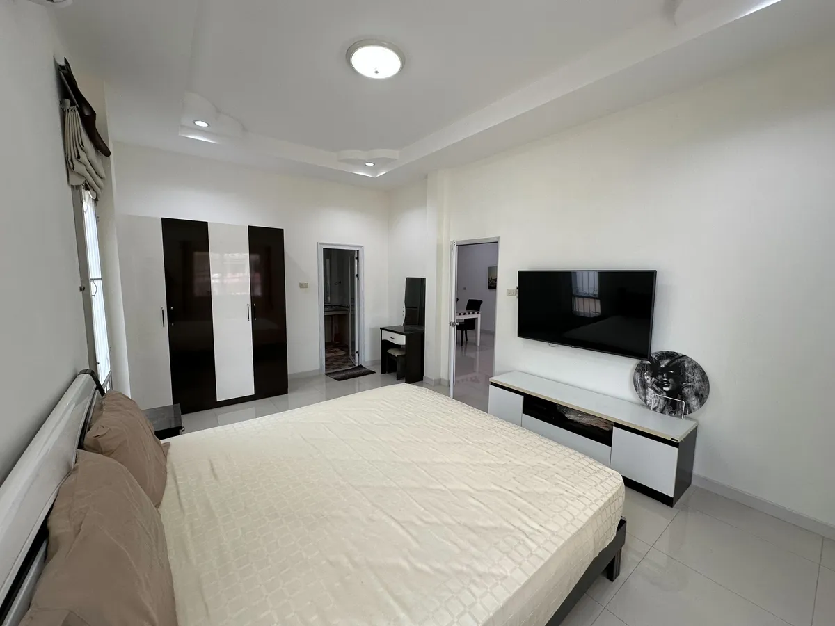 3 Bedroom House For Sale In East Pattaya photo 21