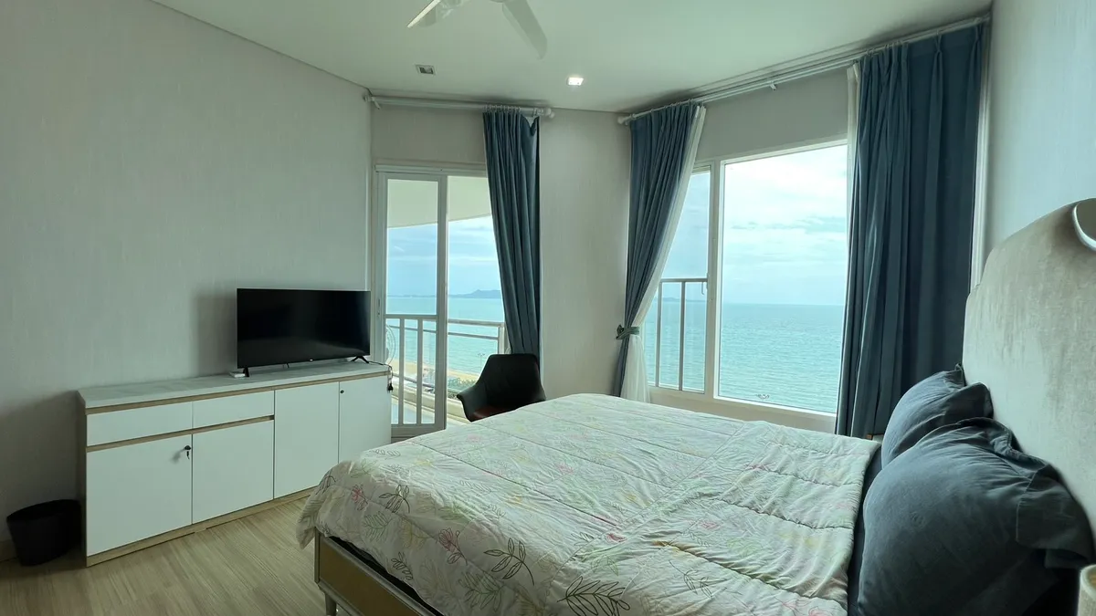 Sea view 3 Bedrooms 5 Bathrooms in Jomtien photo 11