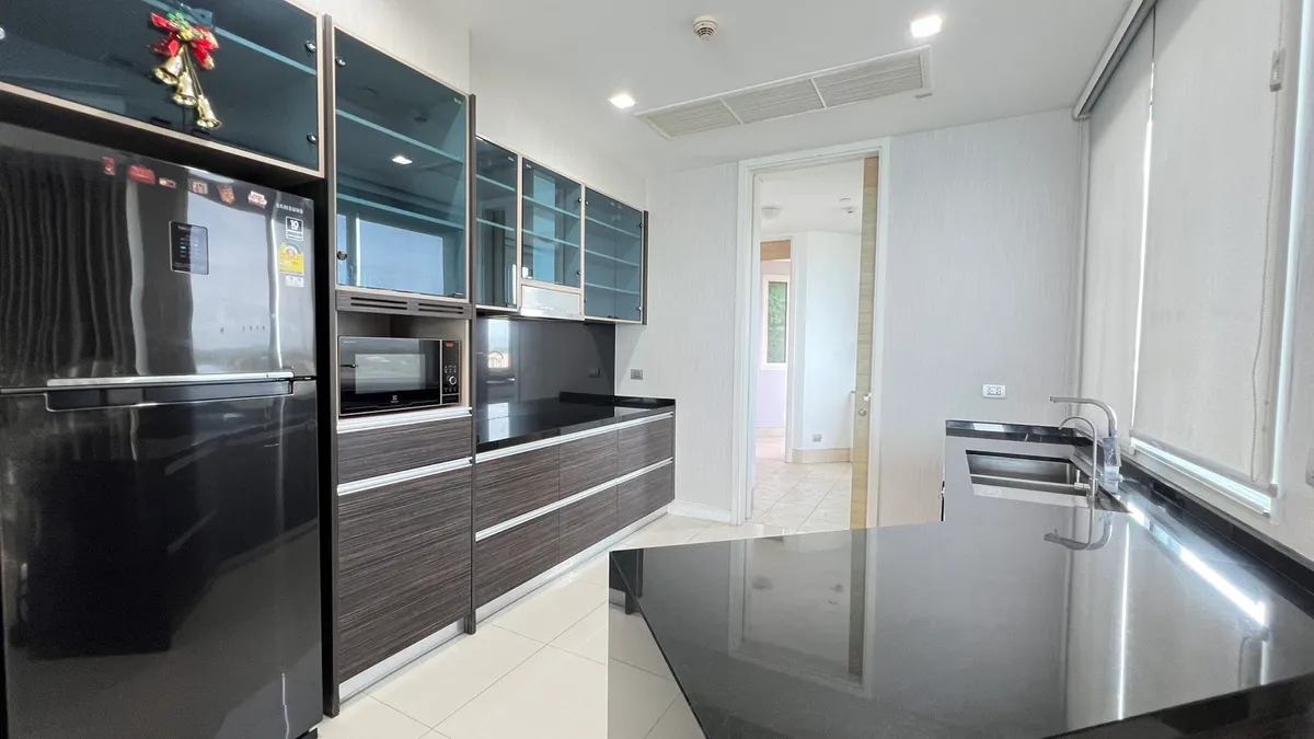 Sea view 3 Bedrooms 5 Bathrooms in Jomtien photo 17