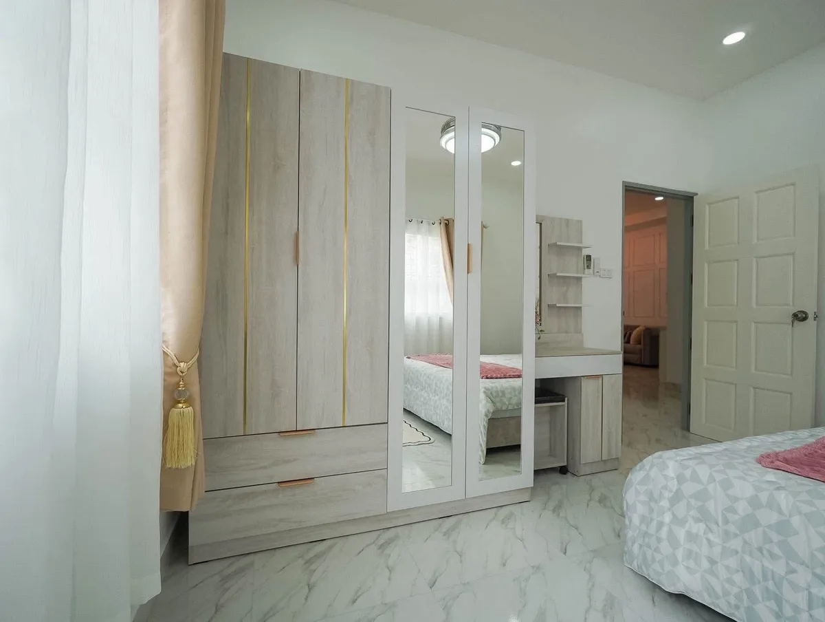 4 Bedroom 3 Bathroom For Sale in Raviporn City Home Village photo 13