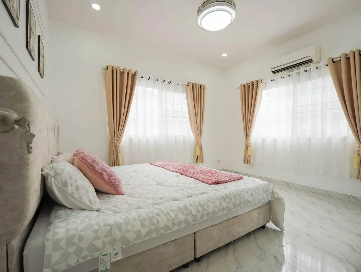 4 Bedroom 3 Bathroom For Sale in Raviporn City Home Village photo 11