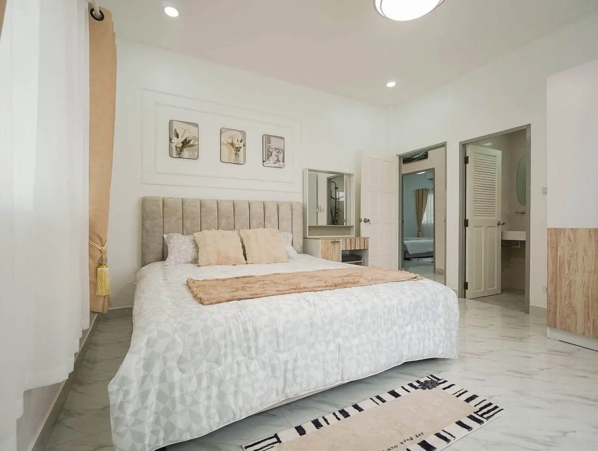 4 Bedroom 3 Bathroom For Sale in Raviporn City Home Village photo 6