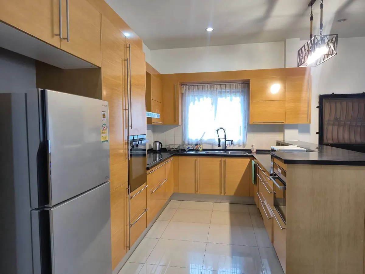 3 Bedroom , 2 Bathroom Baan Panalee photo 6
