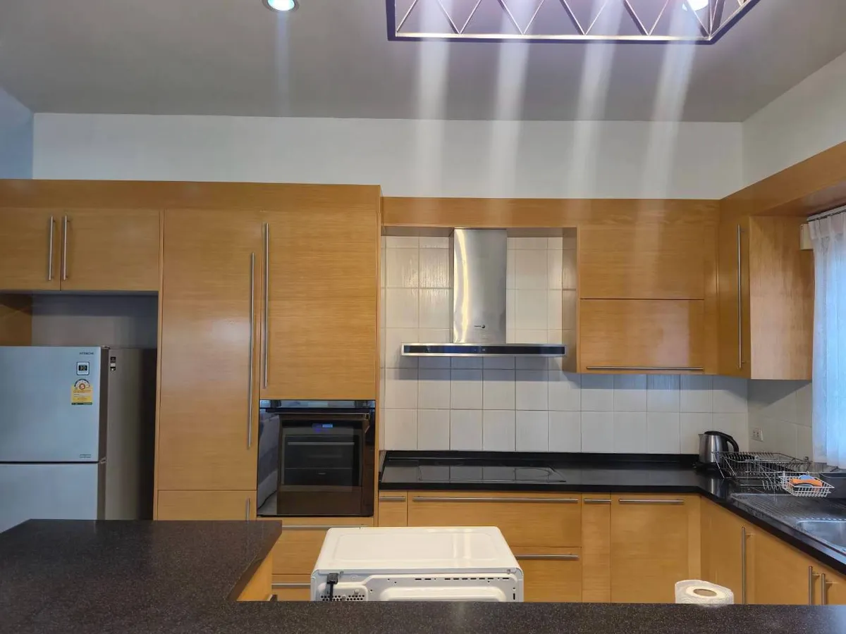 3 Bedroom , 2 Bathroom Baan Panalee photo 7