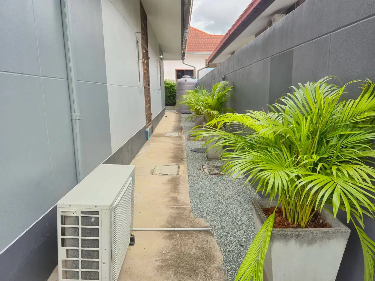 3 Bedroom , 2 Bathroom Baan Panalee photo 19