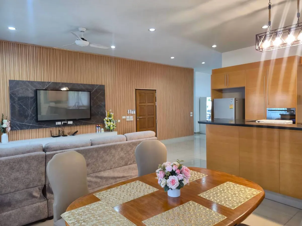 3 Bedroom , 2 Bathroom Baan Panalee photo 5