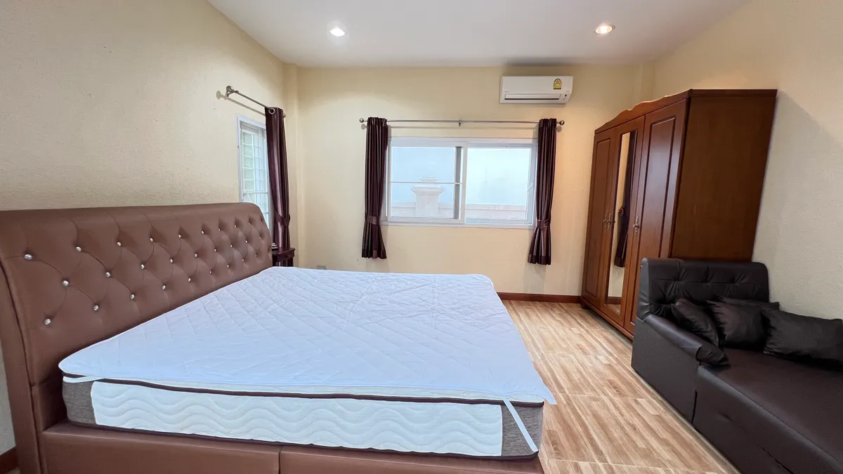 Pool villa for rent 4 Bedrooms 4 Bathrooms in East pattaya photo 22