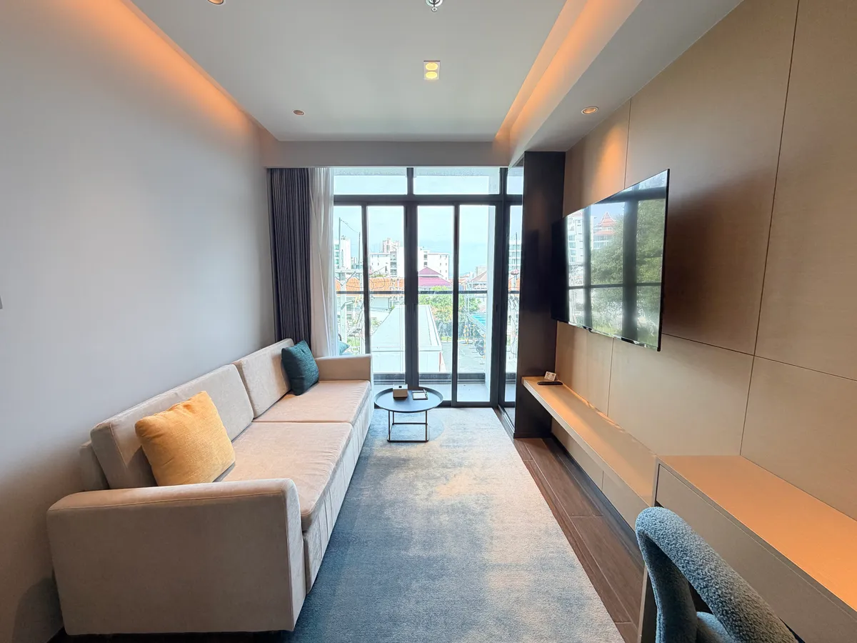 One bedroom, Condo For Rent in Prahtamnak