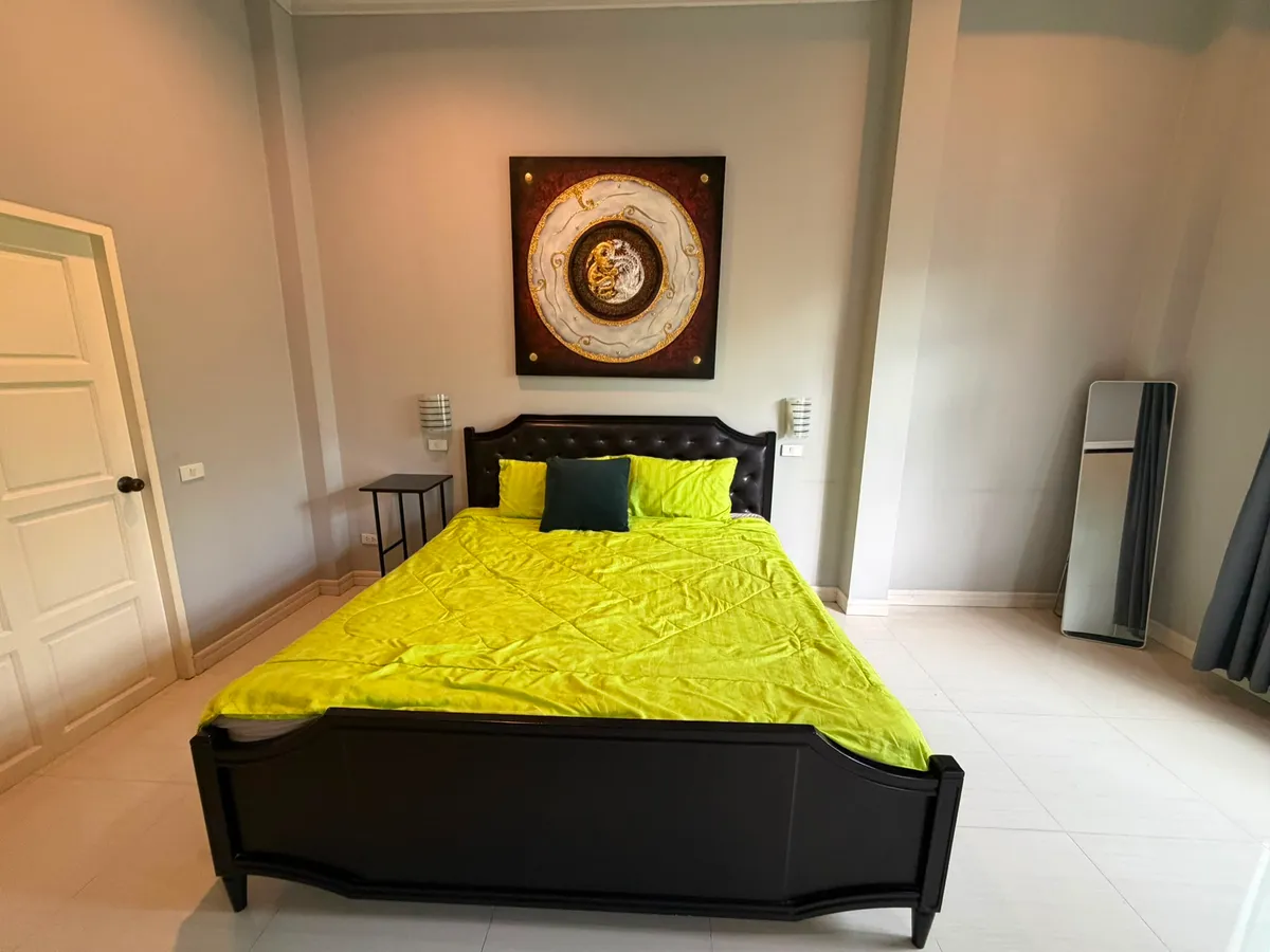 Spacious Four-Bedroom Three-Bathroom Pool Villa in Quiet Bang Saray Village Close to the Beach for Sale photo 7