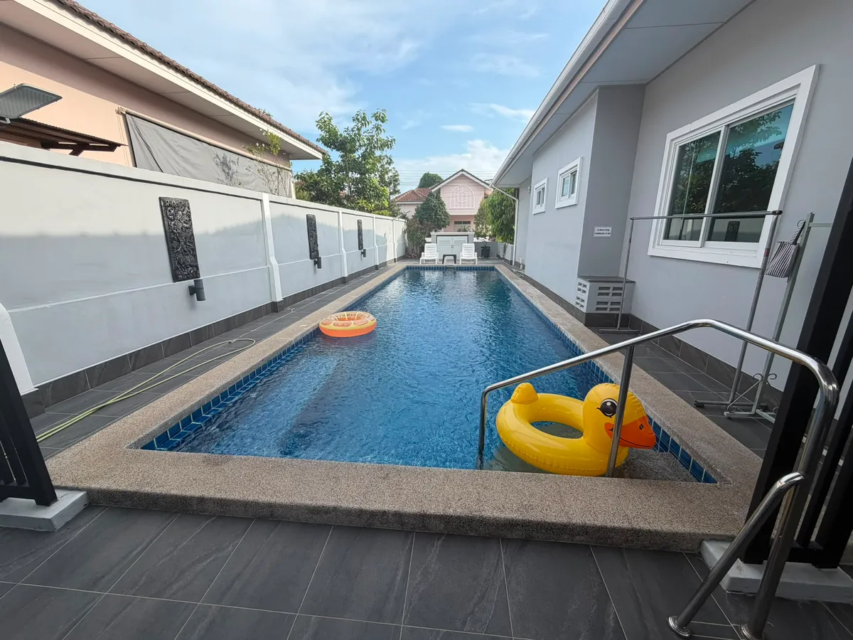 Spacious Four-Bedroom Three-Bathroom Pool Villa in Quiet Bang Saray Village Close to the Beach for Sale photo 18