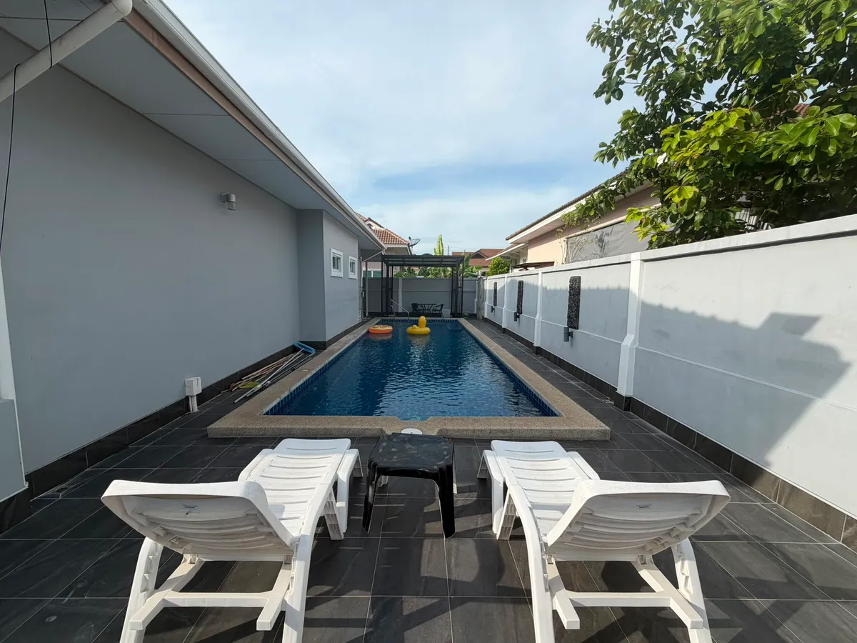 Spacious Four-Bedroom Three-Bathroom Pool Villa in Quiet Bang Saray Village Close to the Beach for Sale photo 19