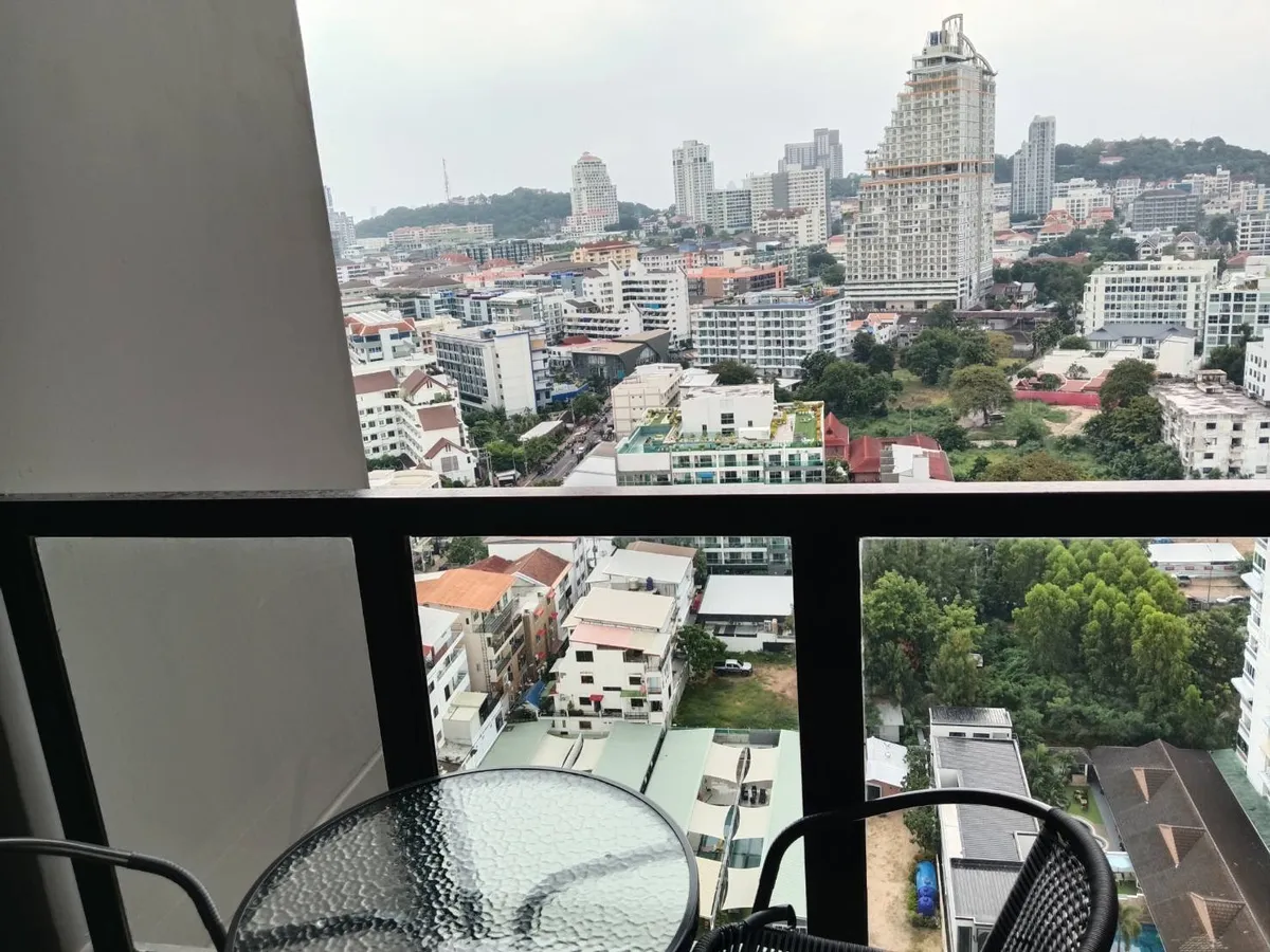 New Condo For Rent In Prahtamnak