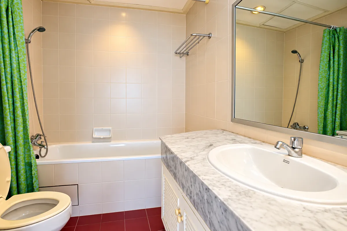Beachfront Condo For Rent in Sunshine Beach photo 8