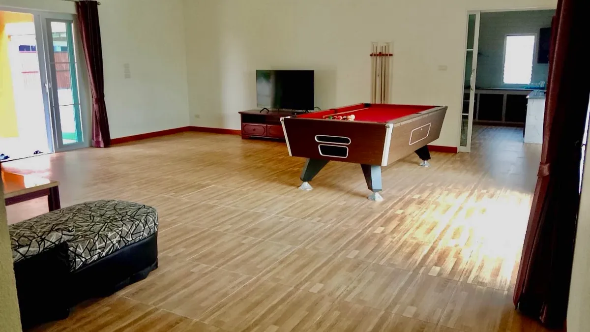 4 Bed 4 Bath Pool Villa in East Pattaya HR2978 photo 13