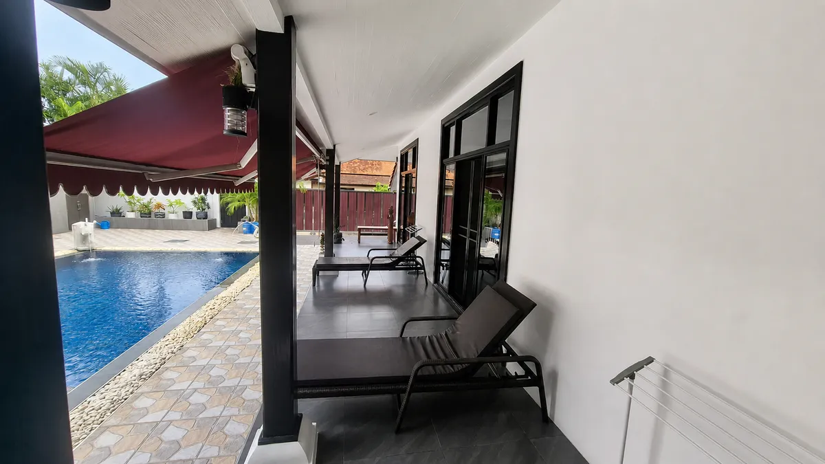Modern 3-Bedroom Pool Villa in Siam Lake View photo 6