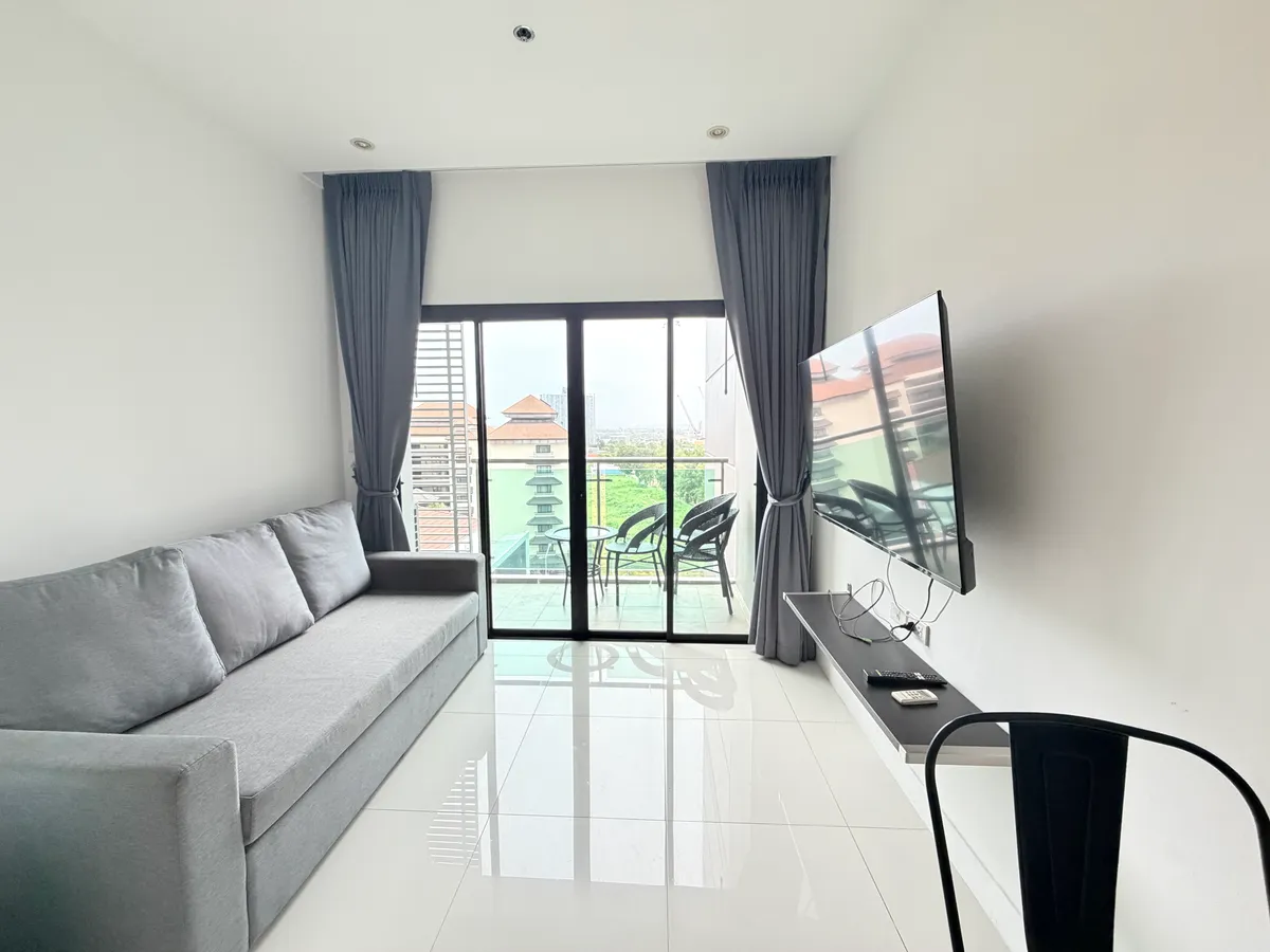 One bedroom, Condo For Rent In Prahtamnak