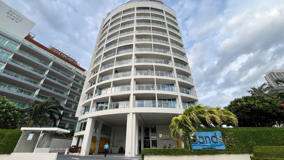 Corner Sea view 1 Bedroom 1 Bathroom in Pratumnak
