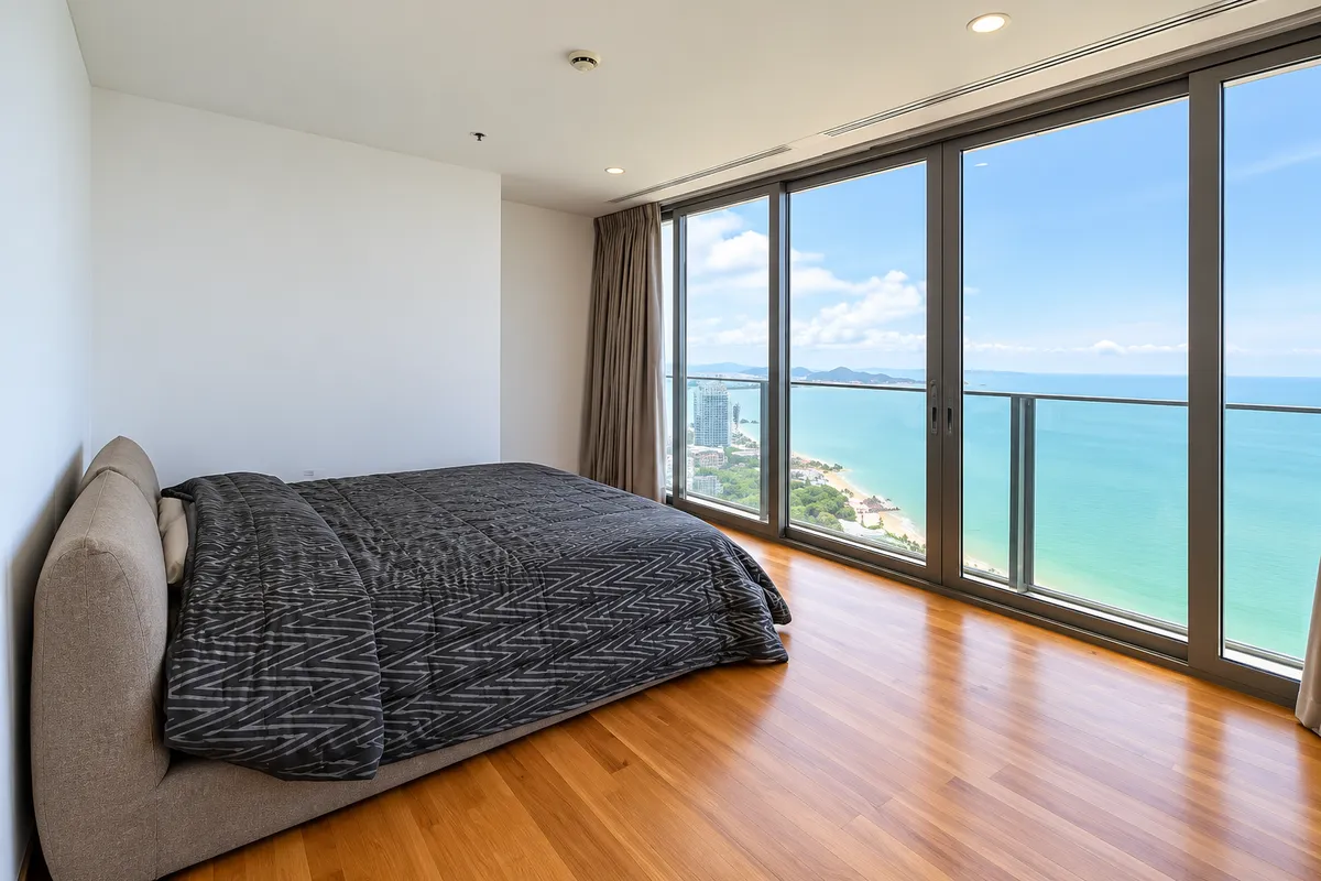 4 Bed 5 Bath in Wong Amat CS4876