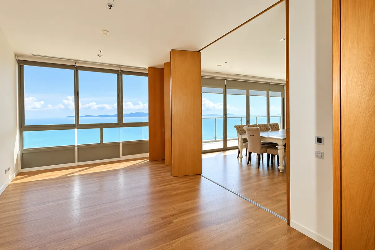 4 Bed 5 Bath in Wong Amat CS4876