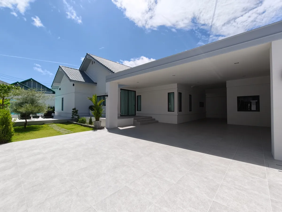 Paradise Hill2 photo 2