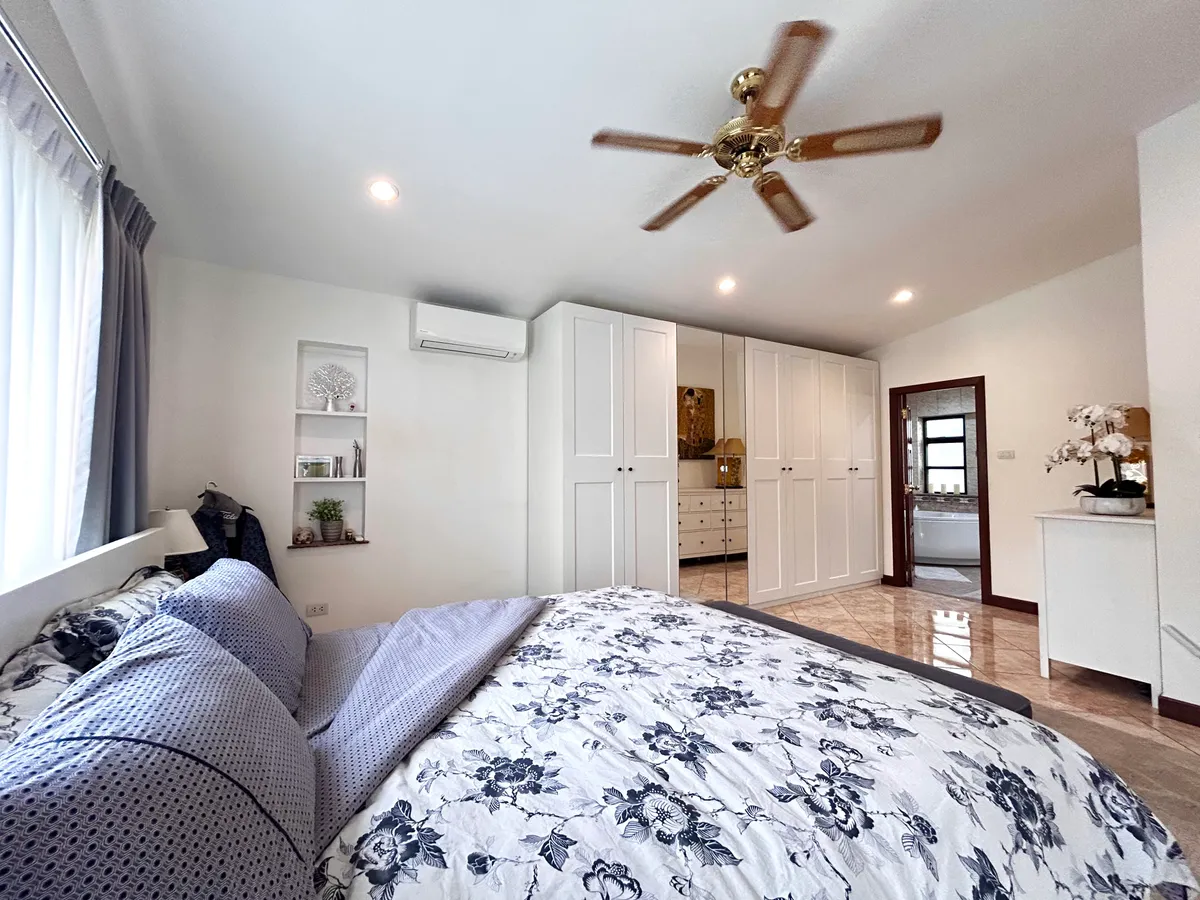 Beautiful 3 Bedroom 3 Bathroom Mediterranean House for Sale photo 4