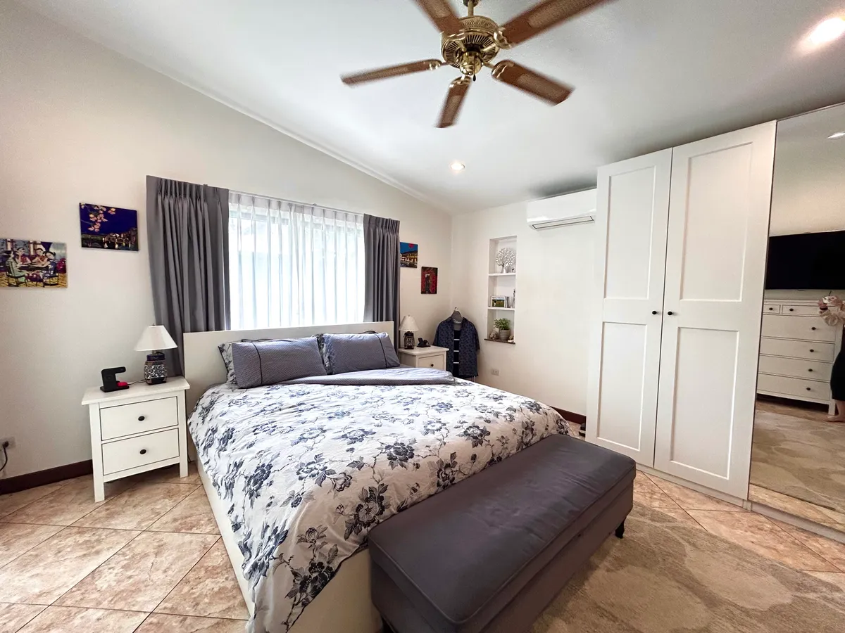 Beautiful 3 Bedroom 3 Bathroom Mediterranean House for Sale photo 3