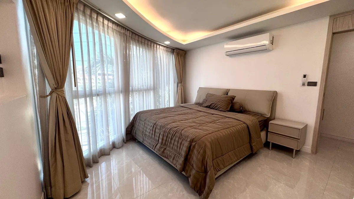 2 bedroom 2 Bathroom 1 Office for rent in City garden Pattaya