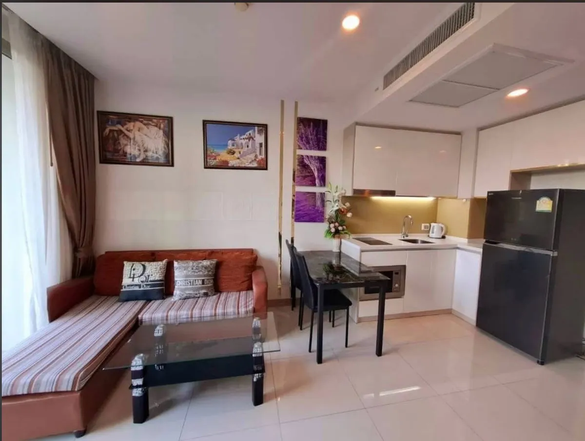 Cosy Riviera Wongamat condo for rent photo 4