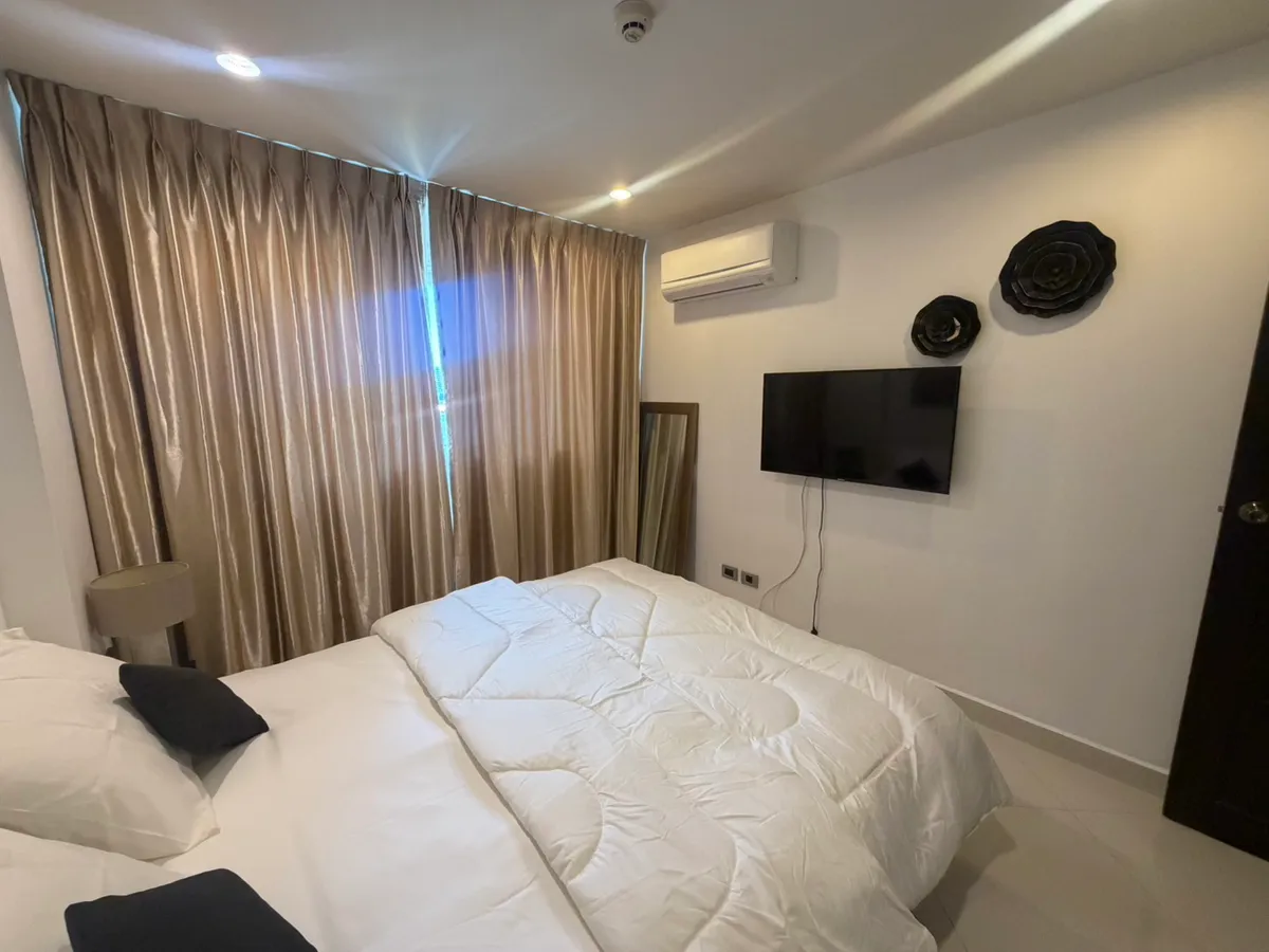 Park Lane Condominium photo 12