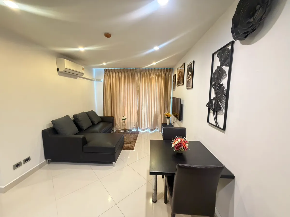Park Lane Condominium photo 2