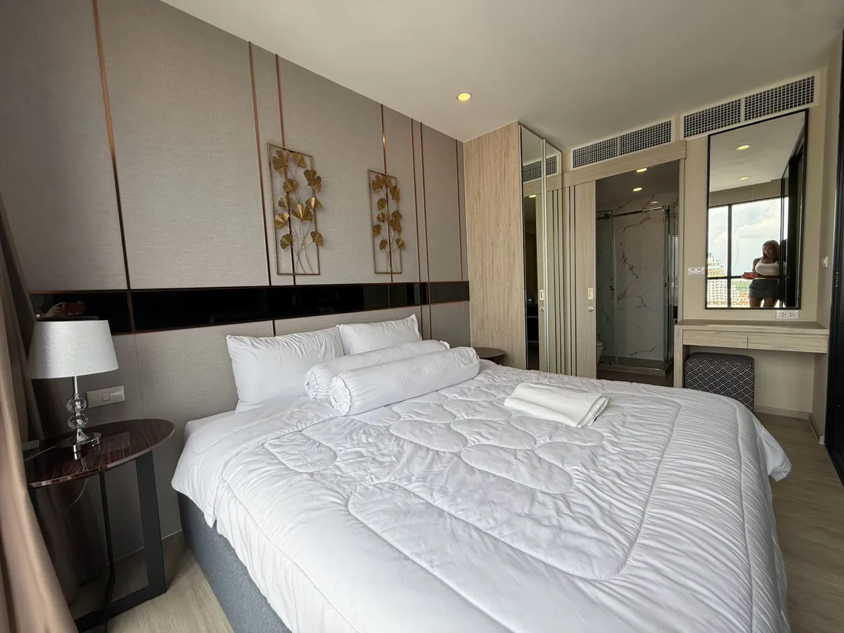 Modern 1bed 1bath at Panora photo 5