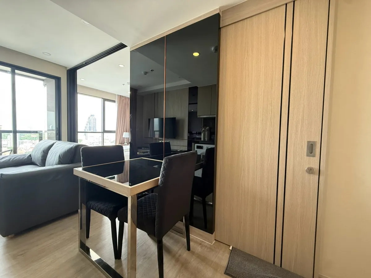 Modern 1bed 1bath at Panora photo 4