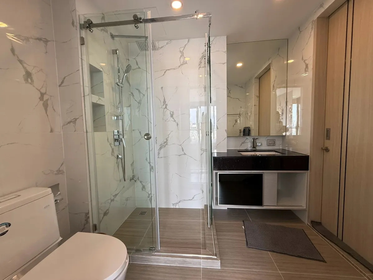 Modern 1bed 1bath at Panora photo 8