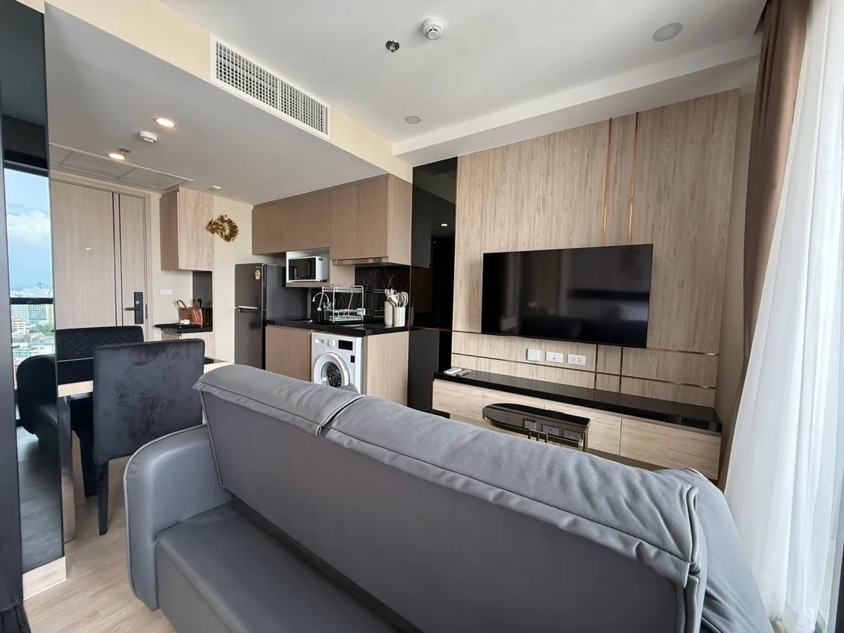 Modern 1bed 1bath at Panora photo 3
