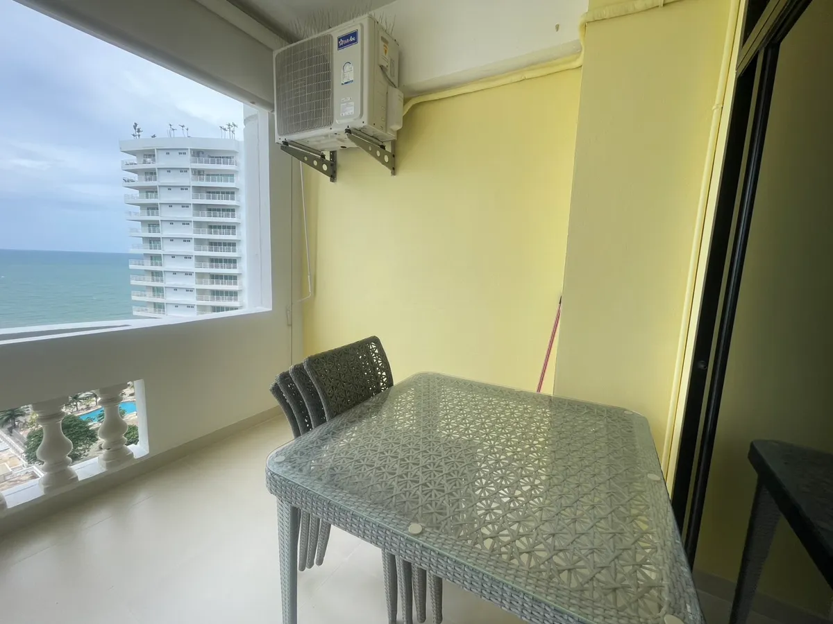 Jomtien Complex photo 14