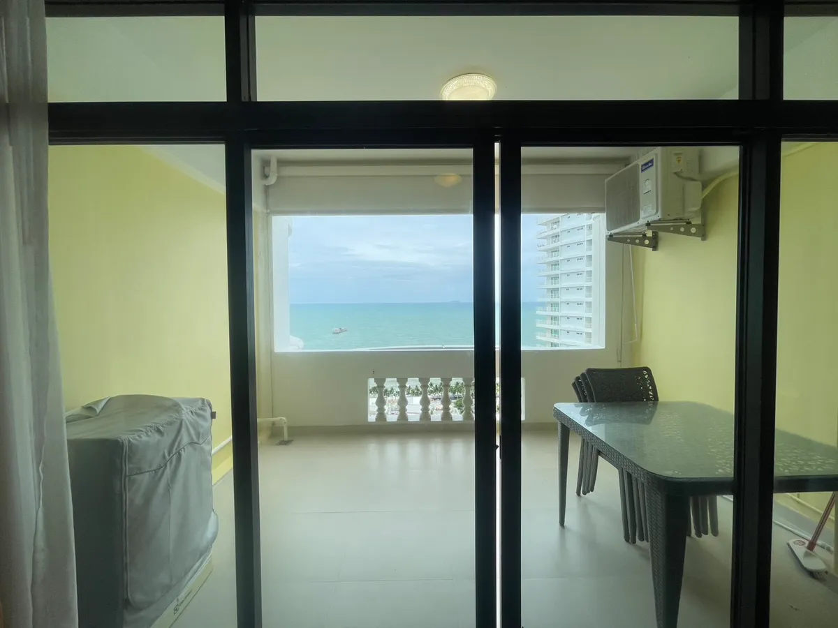 Jomtien Complex photo 12