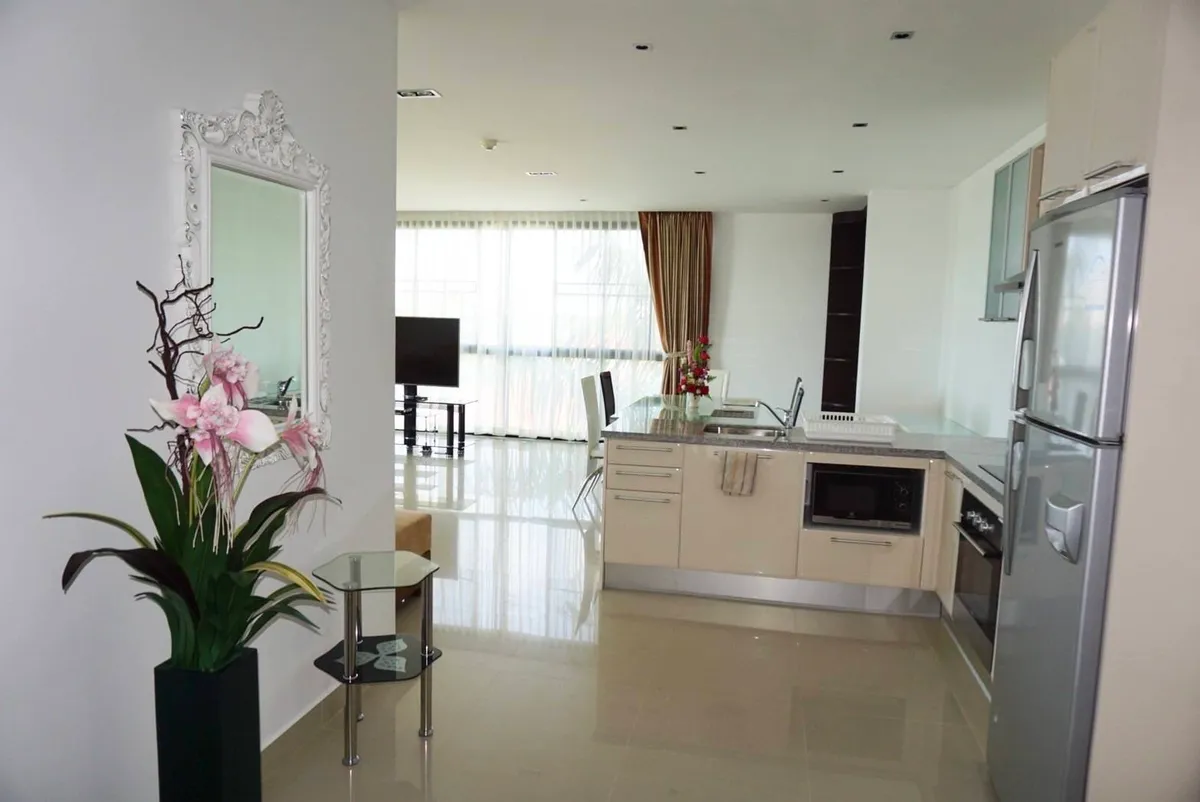 2 Bedrooms 3 Bathrooms Condo in Jomtien photo 5