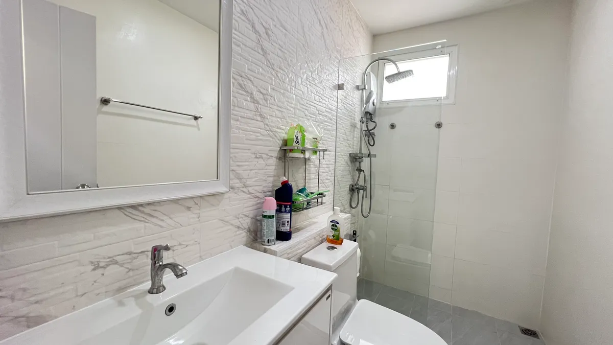 3 Bedrooms 2 Bathrooms in East Pattaya photo 12
