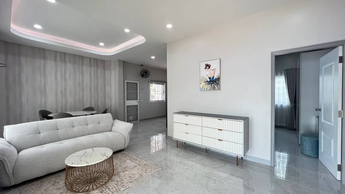3 Bedrooms 2 Bathrooms in East Pattaya photo 7
