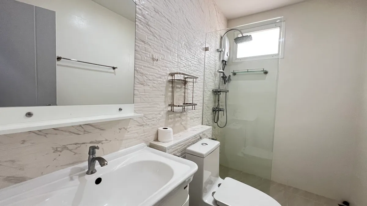 3 Bedrooms 2 Bathrooms in East Pattaya photo 15