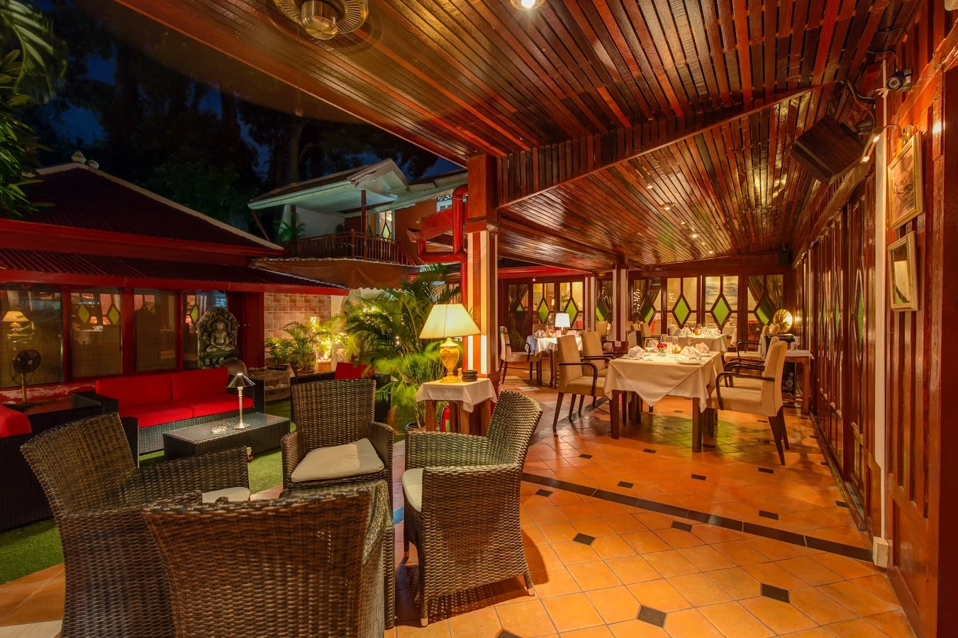 Cafe des Amis Fine Dining