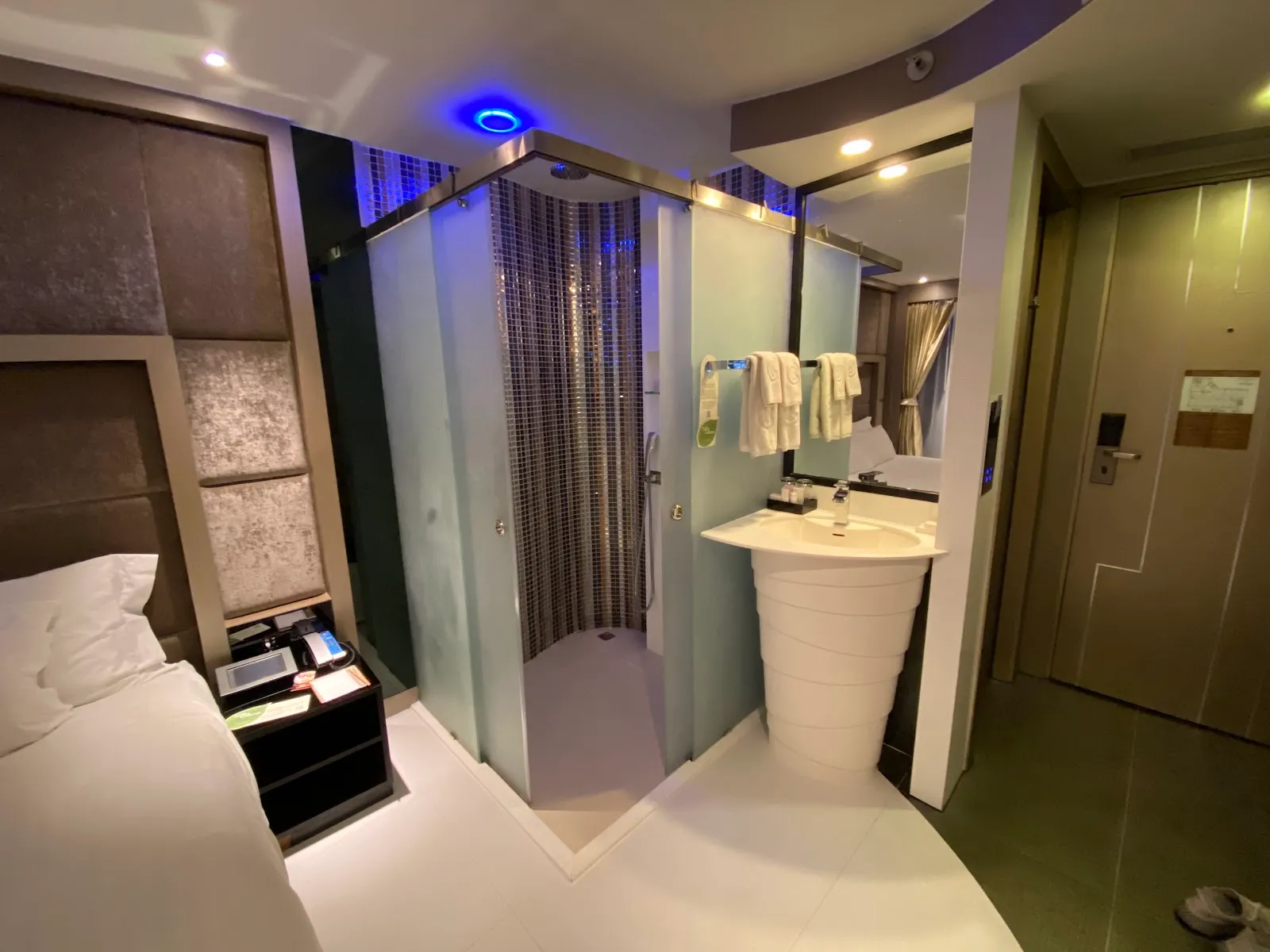 Azure Hotel Pattaya (Former Centara Azure)