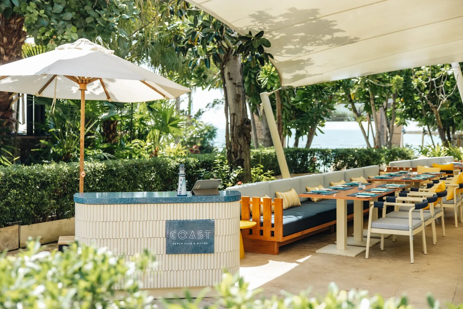 Coast Beach Club & Bistro Pattaya