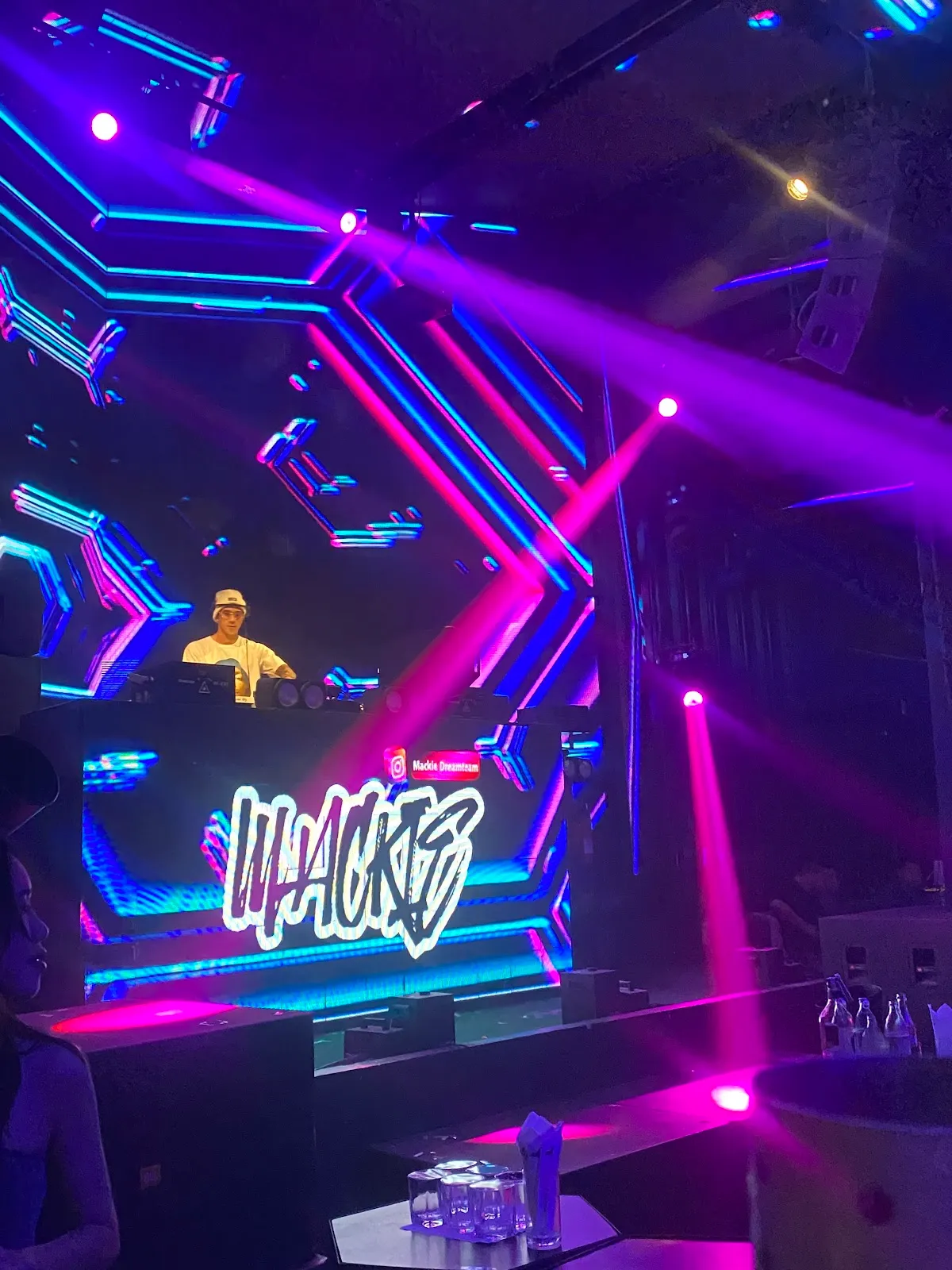 Differ Night Club Pattaya