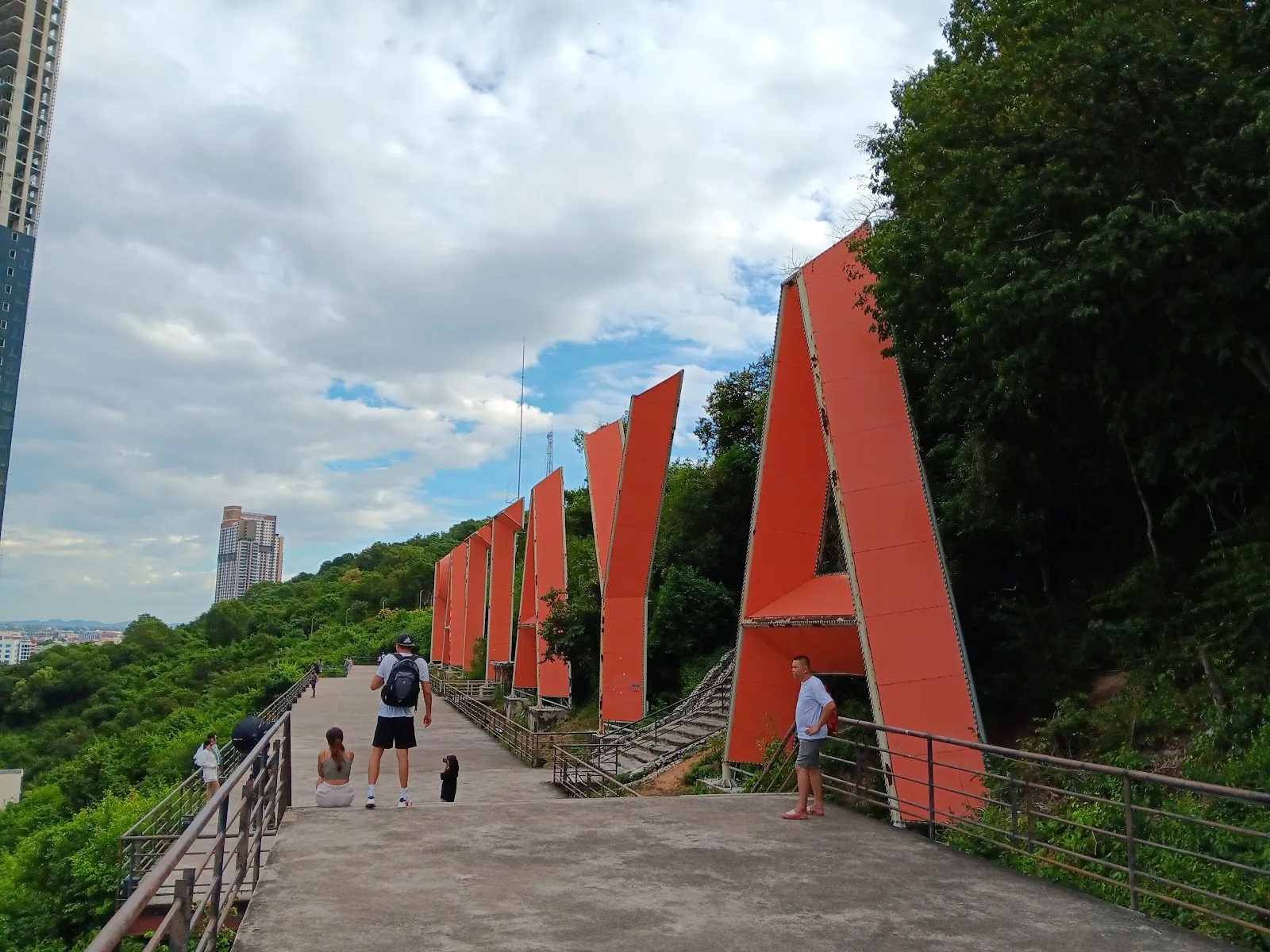 Khao Phra Tamnak Viewpoint