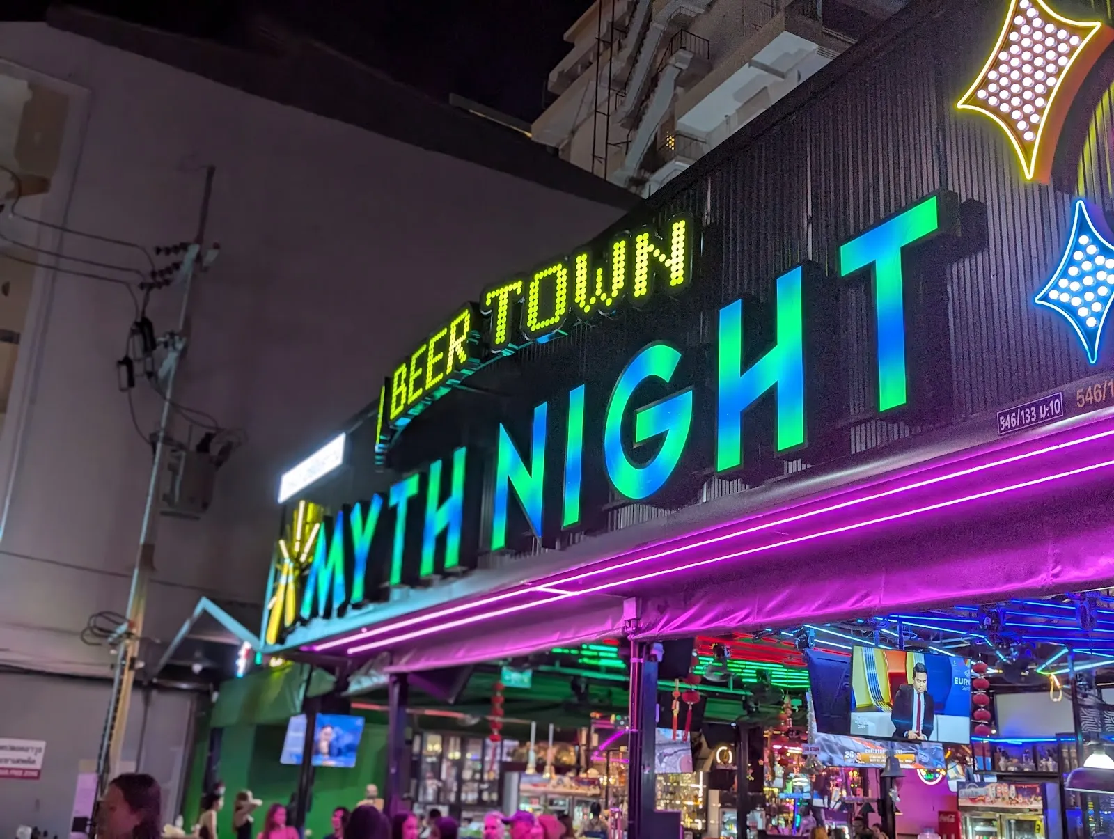 MYTH NIGHT BAR BEER TOWN